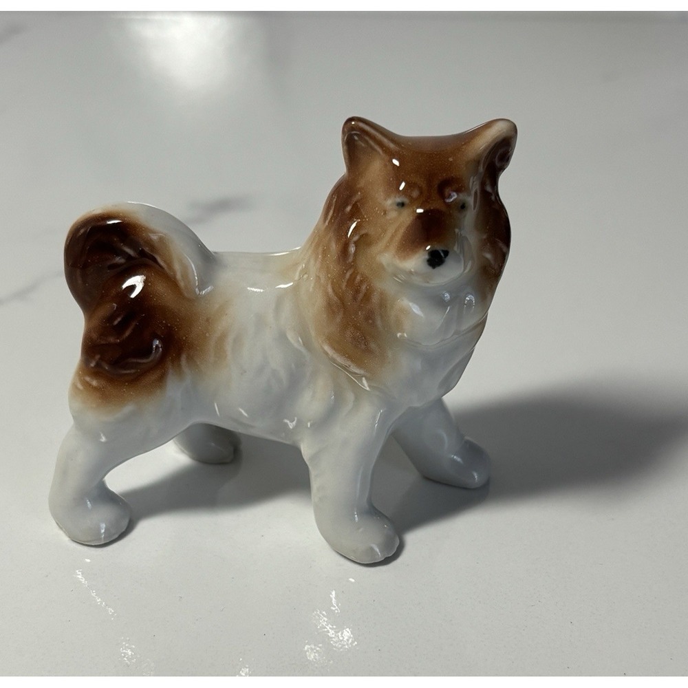 Vintage Standing Collie Dog 2.5" Mini Porcelain Ceramic Figurine Akita Chow #1